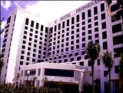 Promenade Hotel 